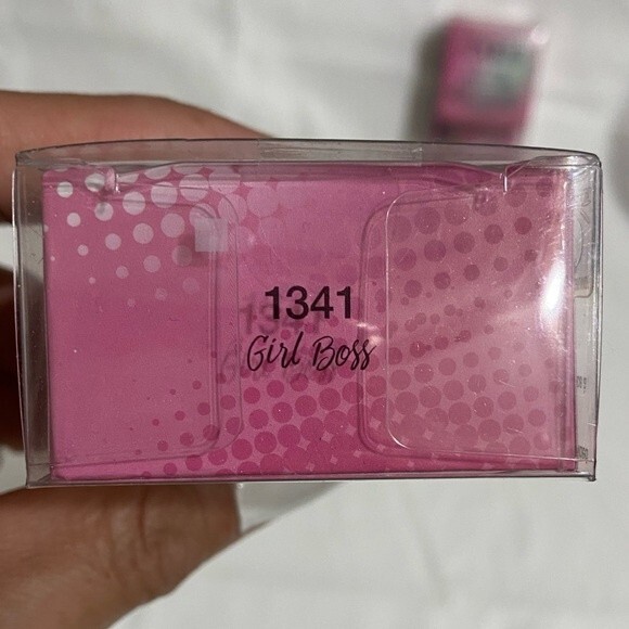 Hard Candy Girl Boss Bronzer - Picture 2 of 3